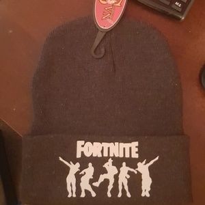 Fortuine bran new winter hat all different colors